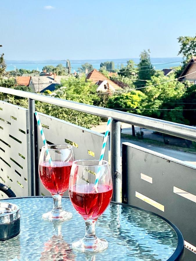 Azur Panorama Apartman Alsóörs المظهر الخارجي الصورة