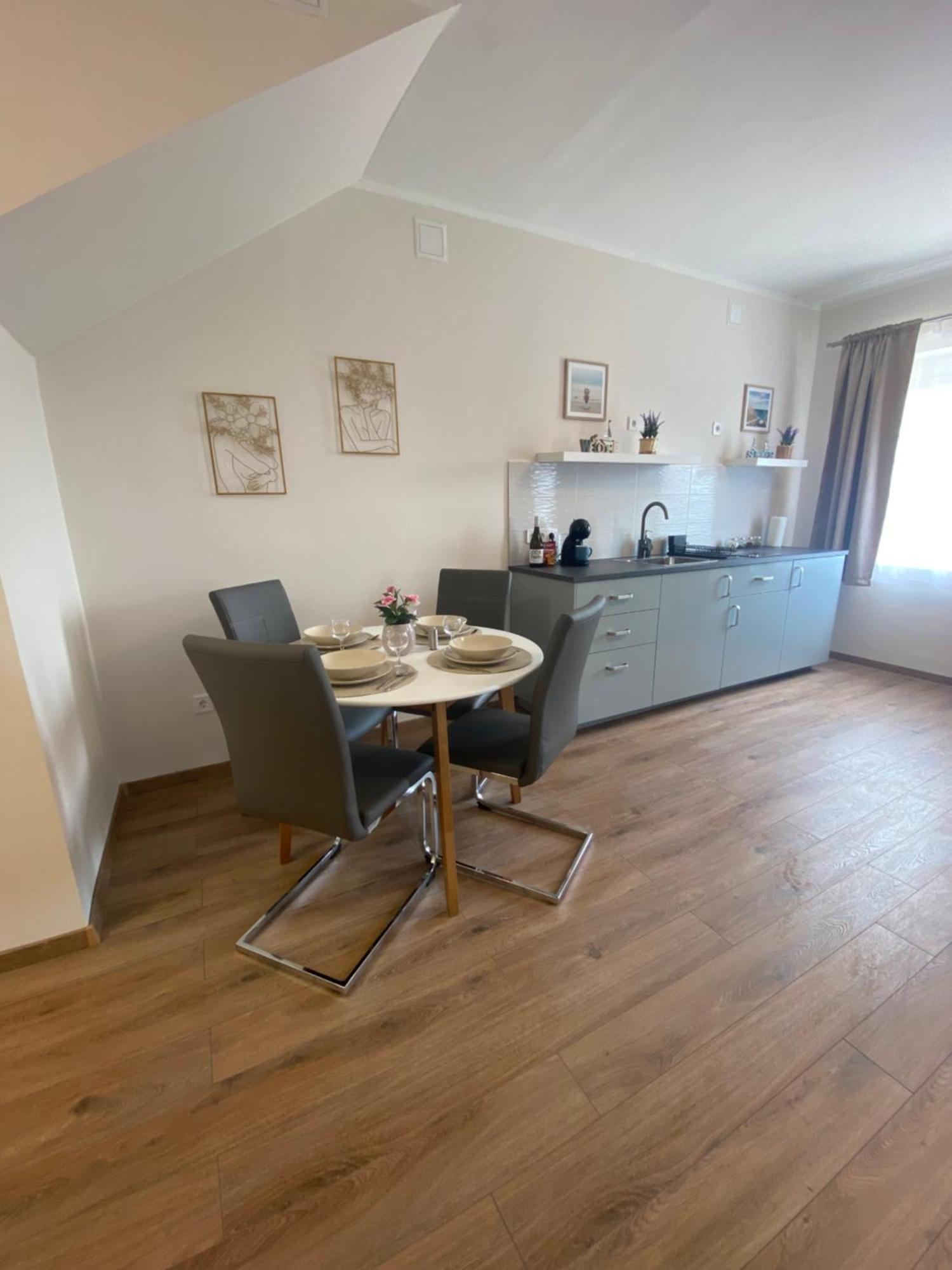 Azur Panorama Apartman Alsóörs المظهر الخارجي الصورة